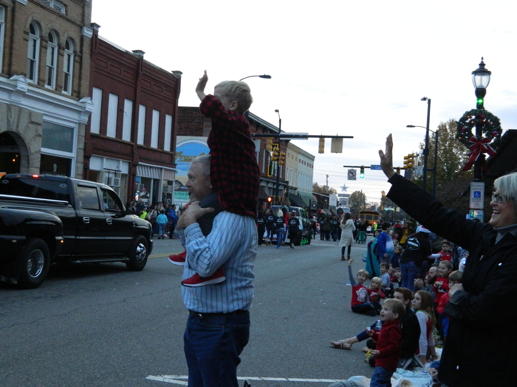 Mooresville Christmas Parade (492).JPG